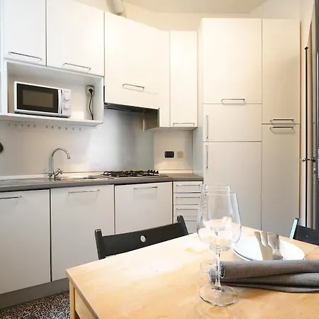 Interior 900 - 4th Floor - Duomo - Missori Apartament